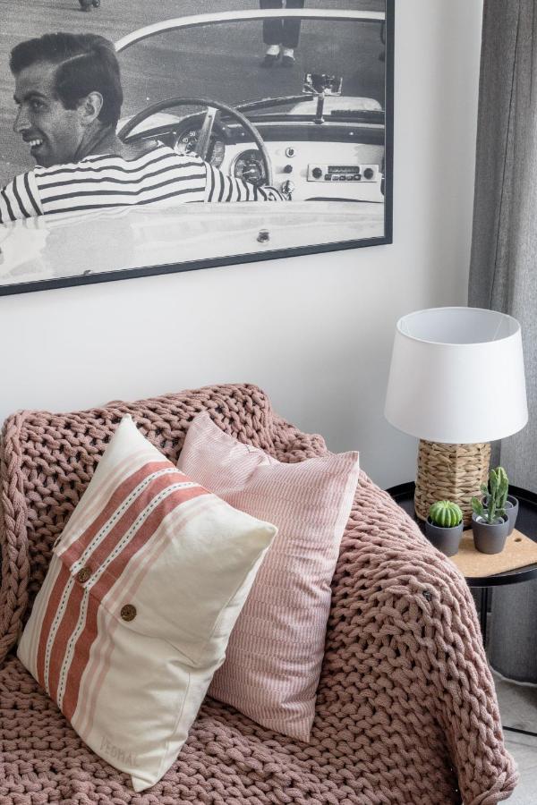 Two-Bedroom Apartment Next To Music Academy Budapest Luaran gambar